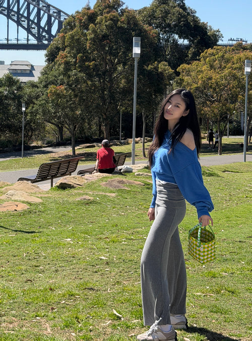 Outdoor Picnic & Paint Experience- barangaroo Reserve